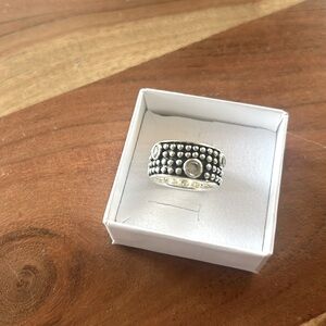 Beautiful sterling silver ring!